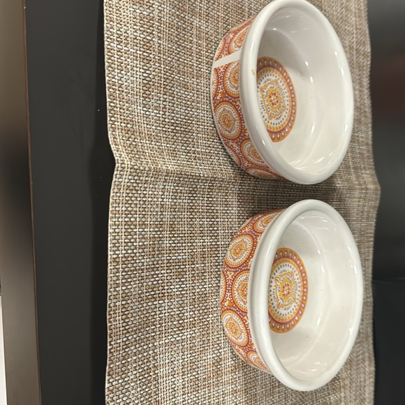 Beautiful ceramic Pet Bowls - Picture 2 of 2
